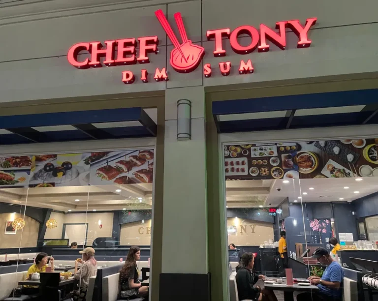 Tony’s Restaurant with best arrangments of 2024